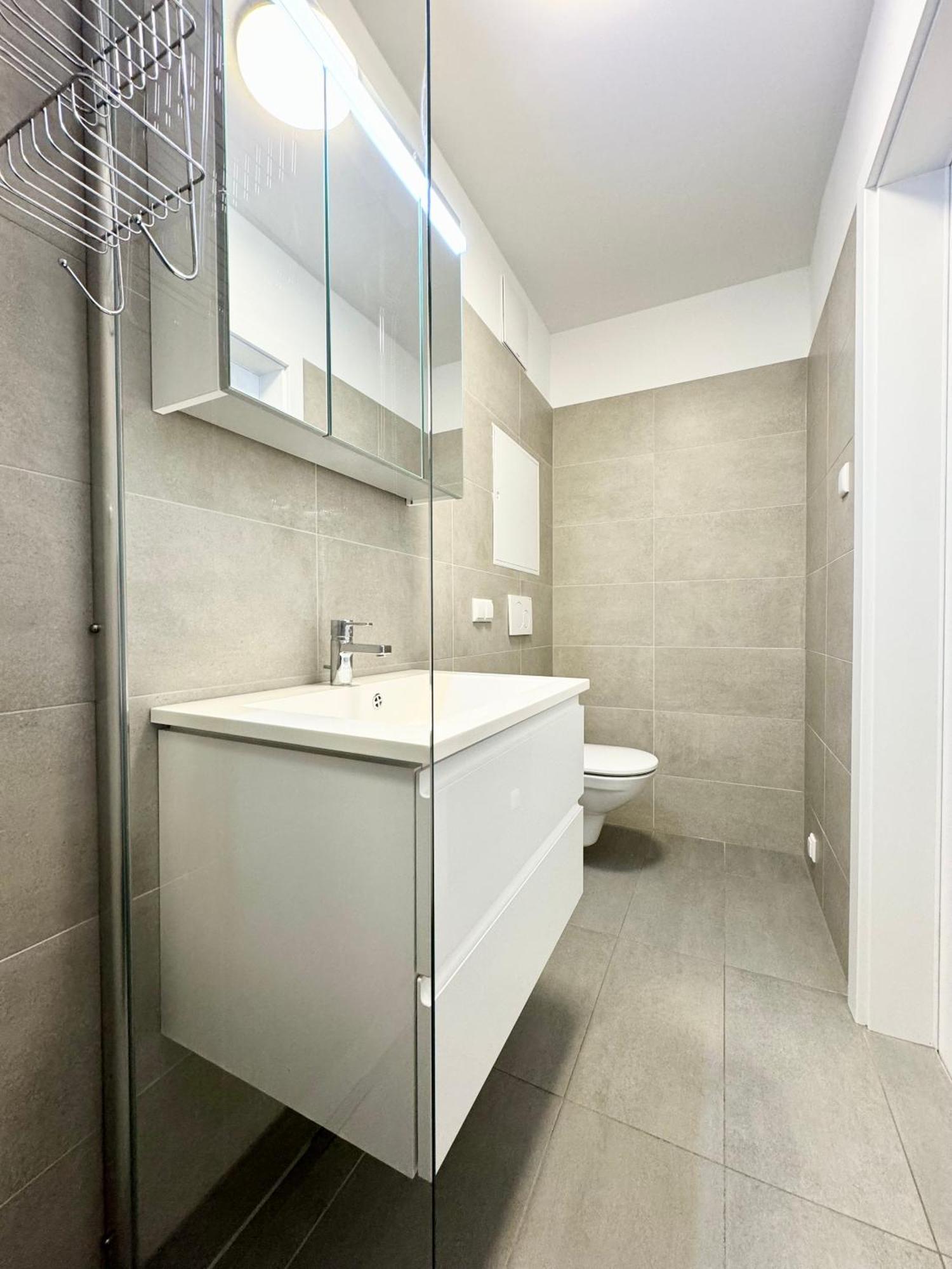 Kreative Wohnung Mit Balkon Vienna Exterior photo