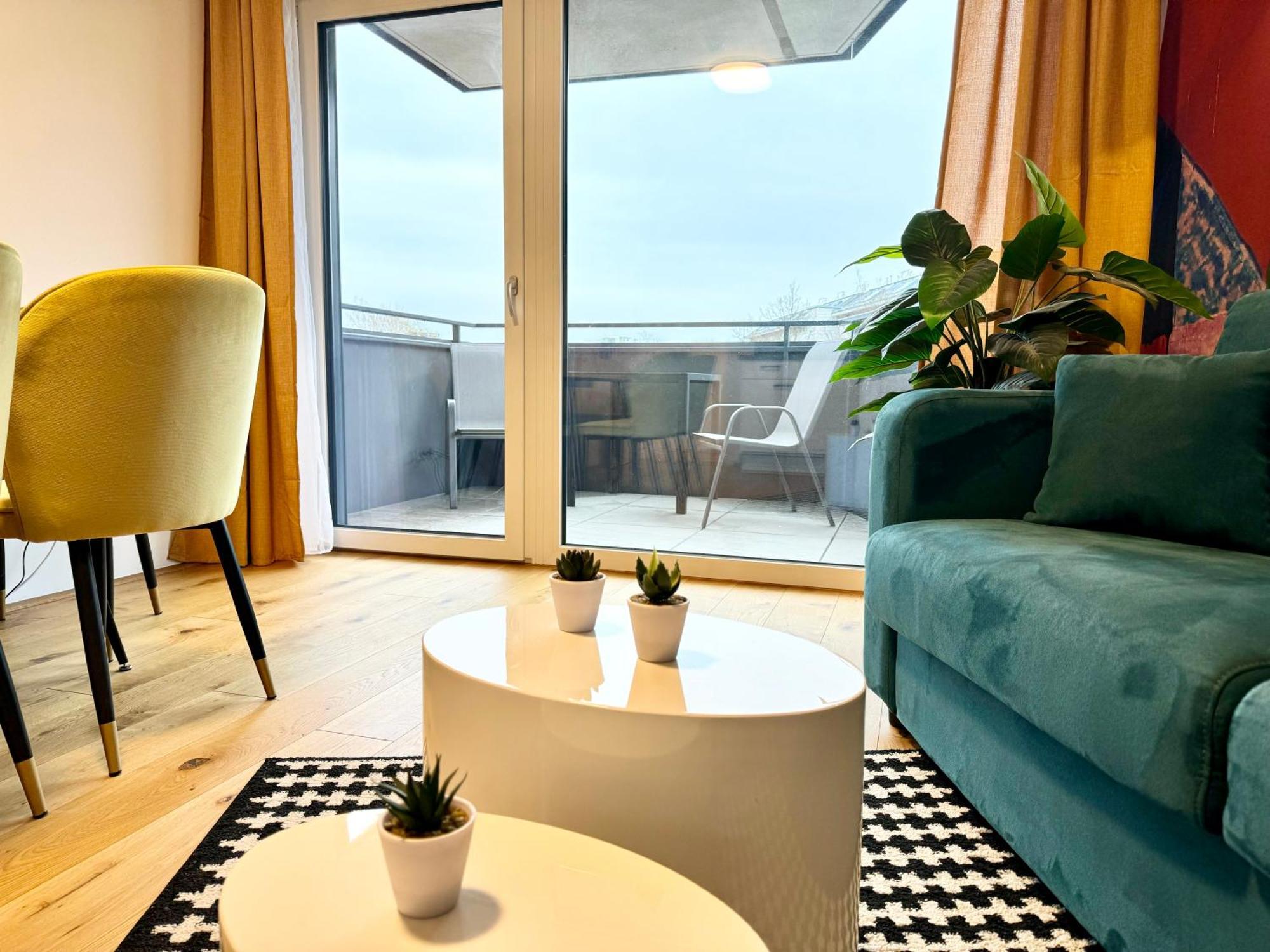 Kreative Wohnung Mit Balkon Vienna Exterior photo