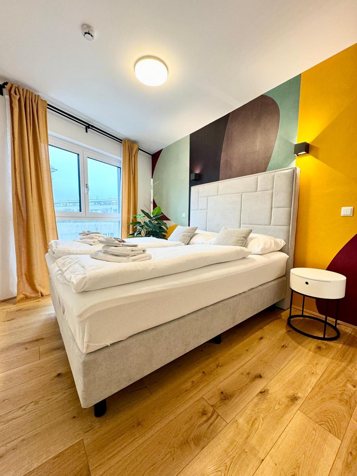 Kreative Wohnung Mit Balkon Vienna Exterior photo